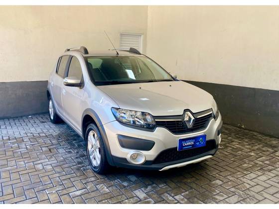 RENAULT SANDERO 1.6 STEPWAY 8V FLEX 4P MANUAL